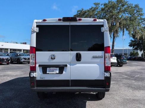 Used 2025 RAM ProMaster 2500 w/ U-Haul Equipment Group FWD image 5