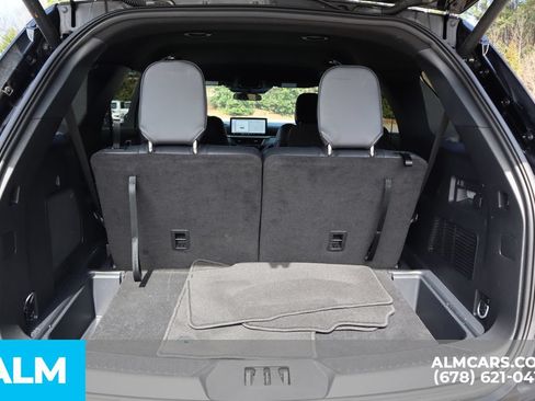 Used 2025 Ford Explorer ST-Line AWD/4WD image 21