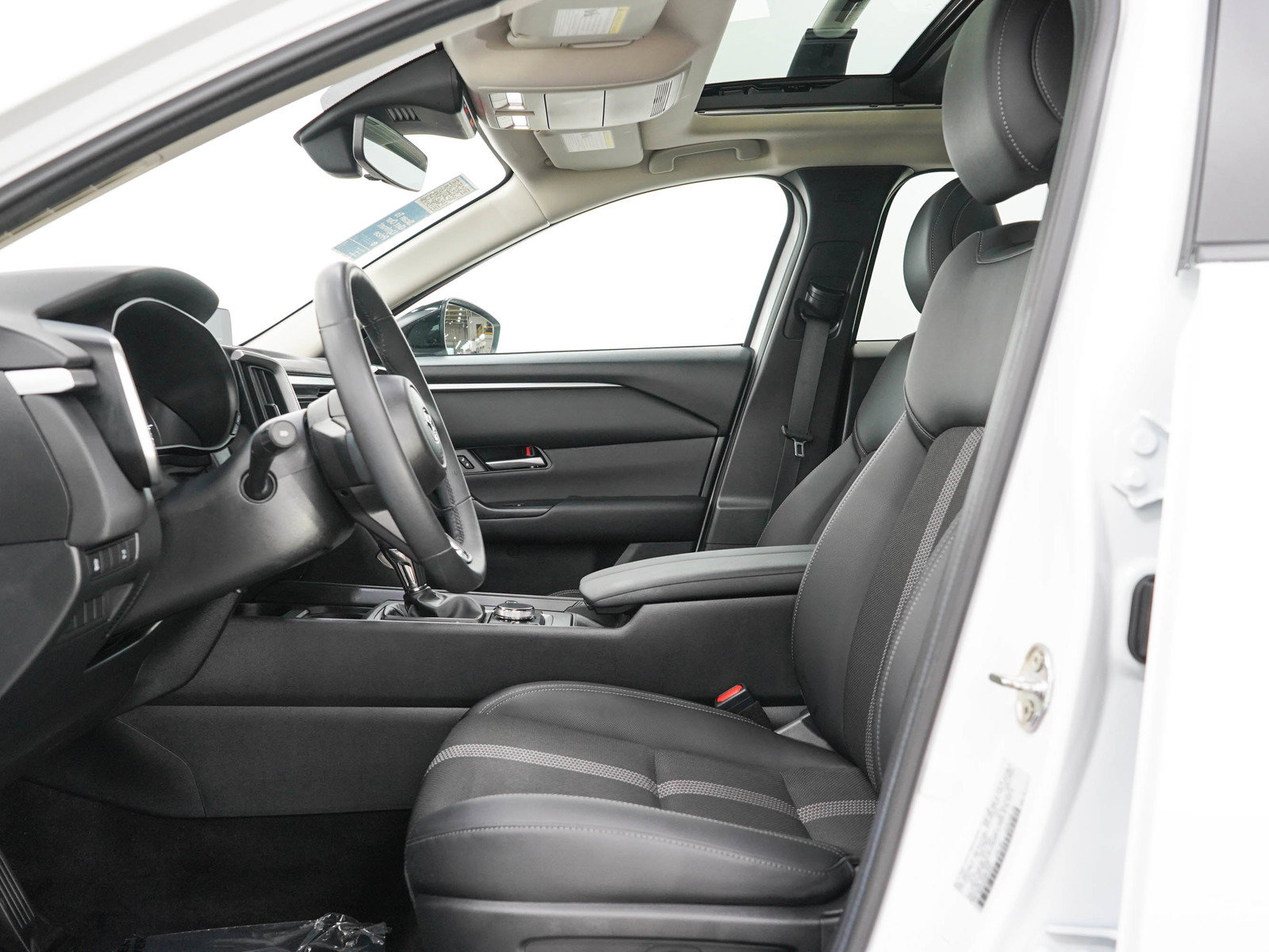 Used 2024 MAZDA CX-50 AWD 2.5 S w/ Cargo Package image 24