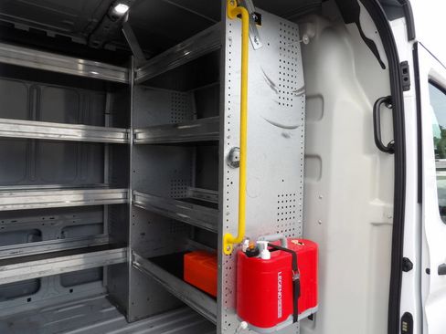 Used 2020 Ford Transit 250 Medium Roof AWD image 27