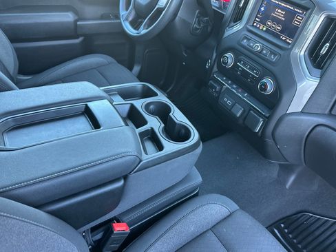 Certified 2025 Chevrolet Silverado 1500 Custom w/ LPO, Dark Essentials Package image 19