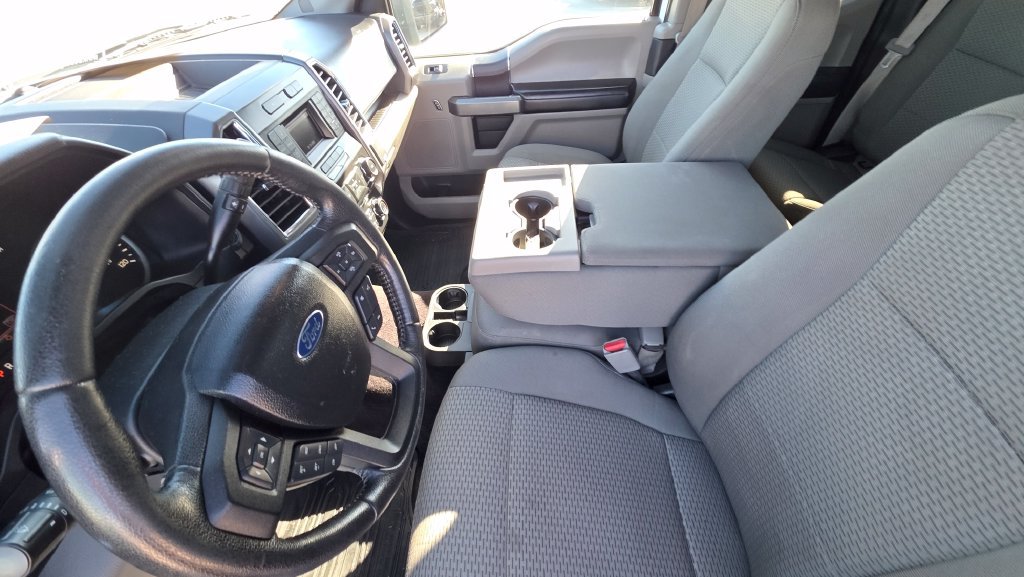 Used 2015 Ford F150 XLT w/ Equipment Group 301A Mid AWD/4WD image 13