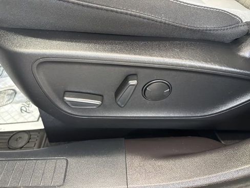 Certified 2023 Ford Escape Active AWD/4WD image 17