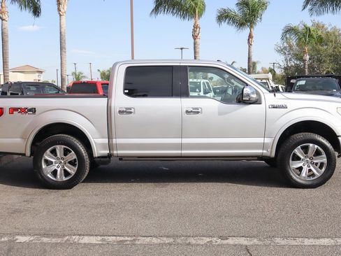 Used 2016 Ford F150 Platinum w/ Equipment Group 701A Luxury image 11