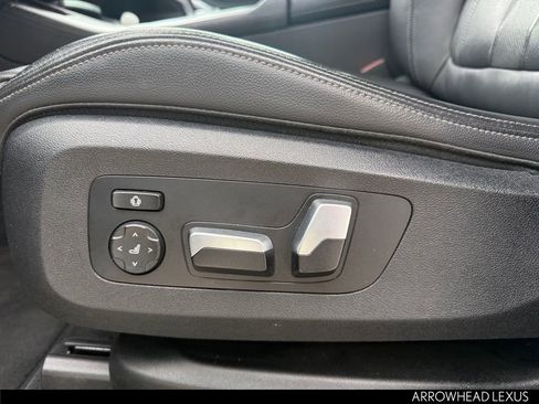 Used 2020 BMW X5 sDrive40i w/ Premium Package image 11