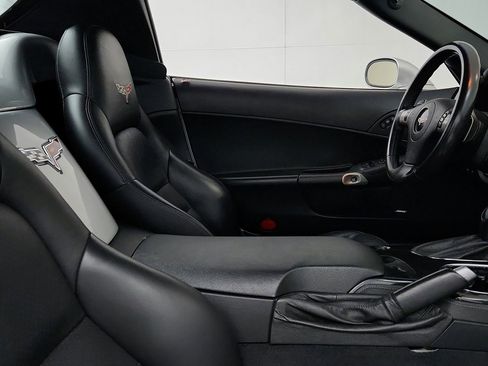 Used 2010 Chevrolet Corvette Grand Sport w/ Preferred Equipment Group RWD image 19