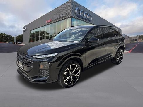 Used 2026 Audi Q3 quattro 2.0T AWD/4WD image 1