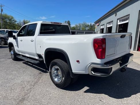 Used 2024 Chevrolet Silverado 3500 LT AWD/4WD image 5