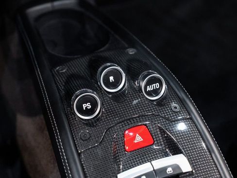 Certified 2014 Ferrari 458 Spider Base image 34