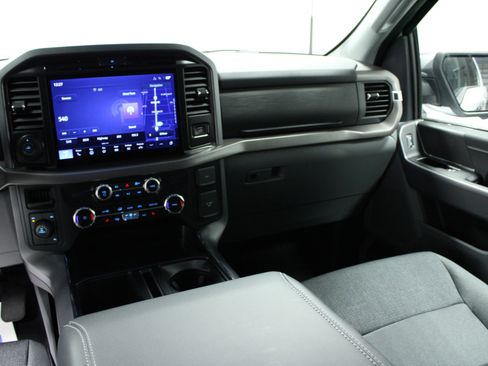 New 2025 Ford F150 XLT w/ Equipment Group 302A MID image 19