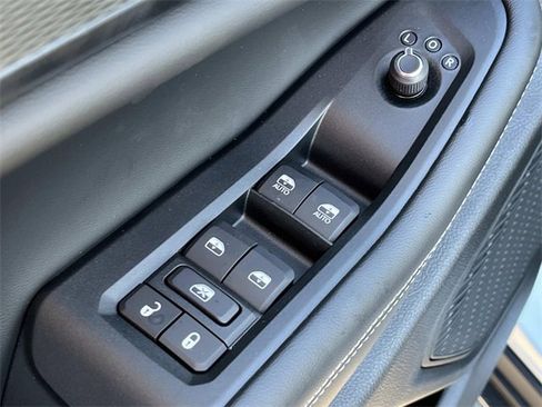 New 2025 Jeep Grand Cherokee Laredo X w/ Luxury Tech Group I image 23