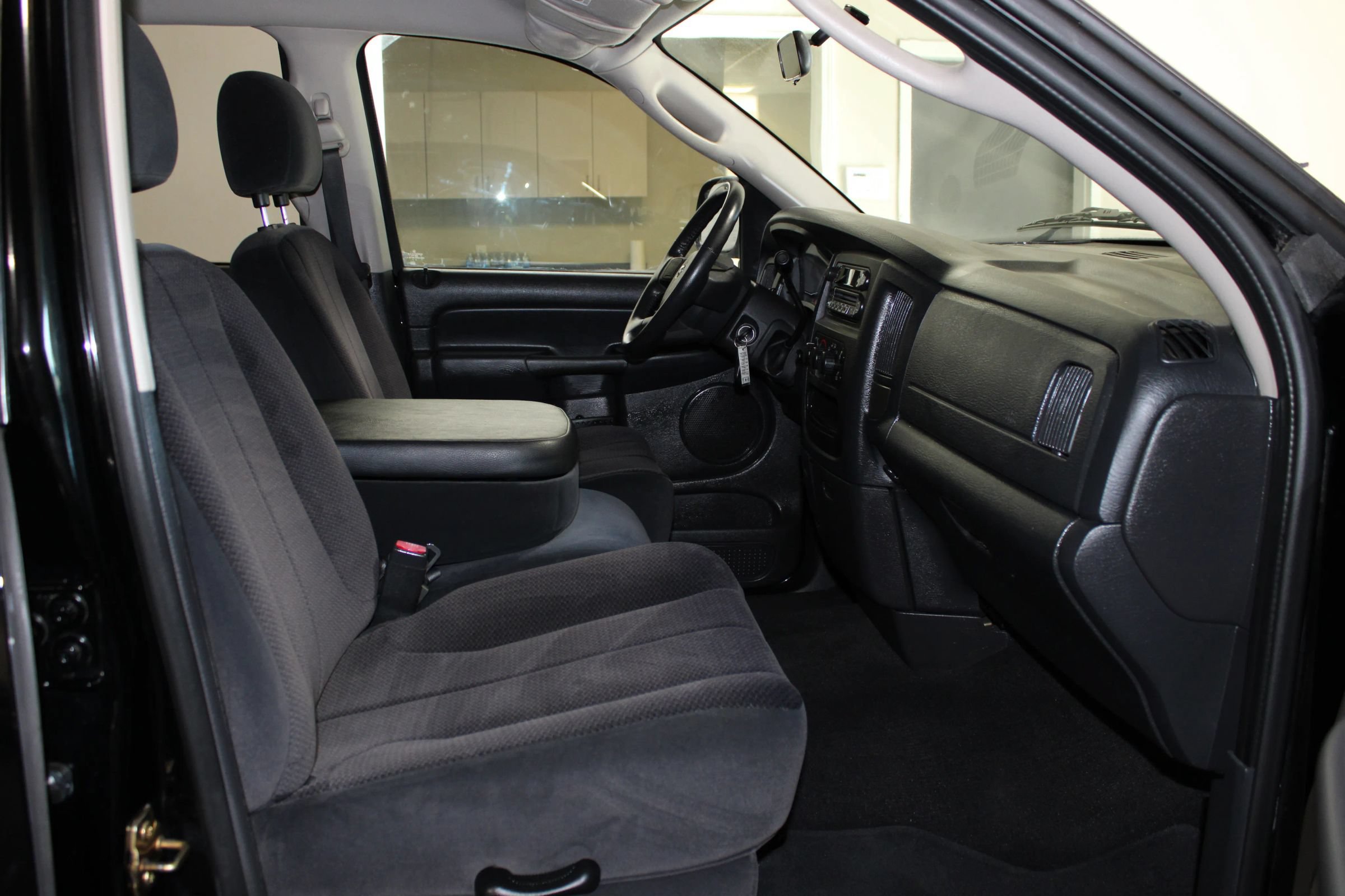 Used 2005 Dodge Ram 2500 Truck SLT RWD image 20