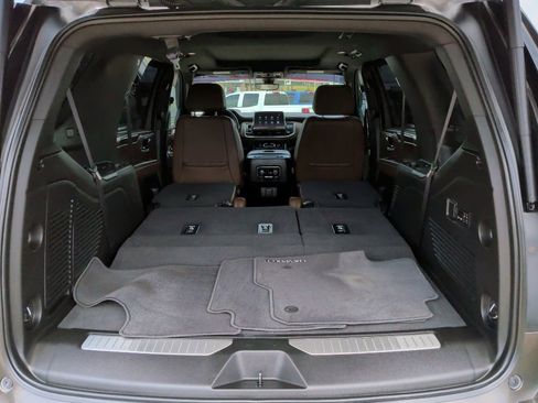 Used 2021 Chevrolet Tahoe High Country w/ Premium Package RWD image 47