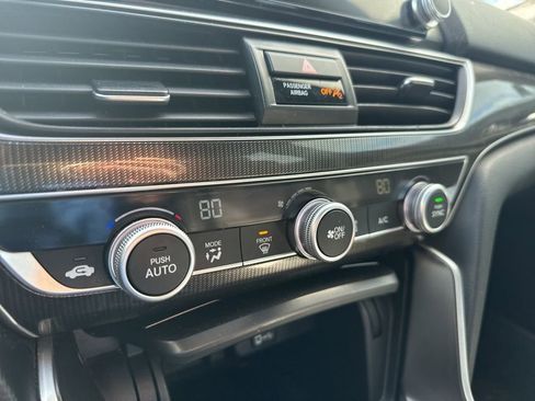 Used 2018 Honda Accord Sport image 15