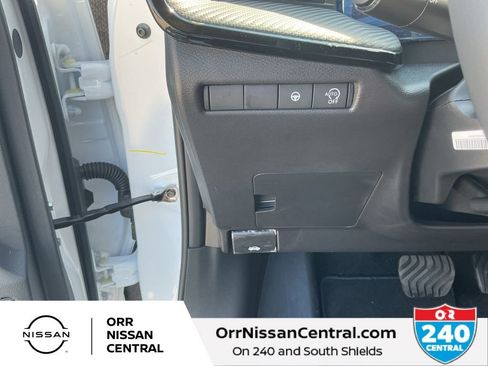 New 2026 Nissan Kicks SR FWD image 18