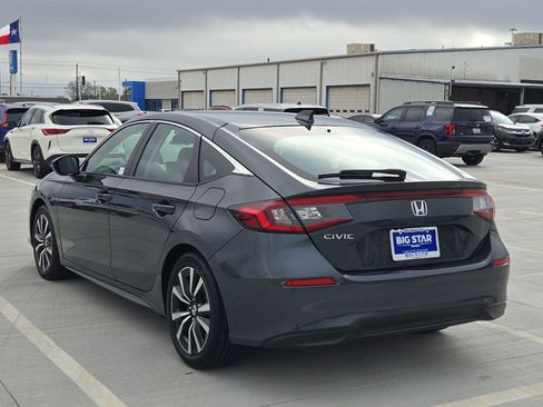 Used 2024 Honda Civic EX-L image 6
