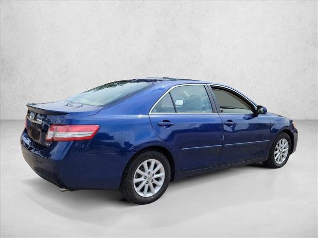 Used 2010 Toyota Camry XLE FWD image 4