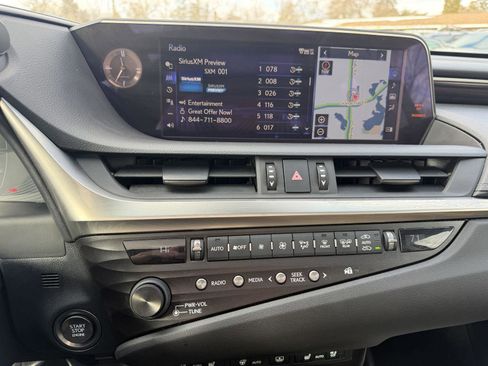 Used 2019 Lexus ES 350 w/ Accessory Package 2 image 16