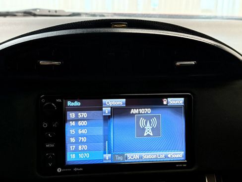 Used 2018 Toyota 86 image 26