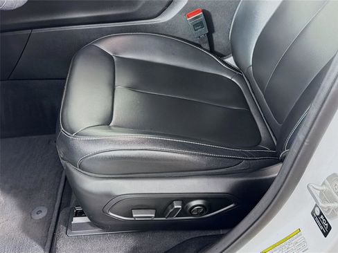 Used 2023 Jeep Grand Cherokee L Limited image 20