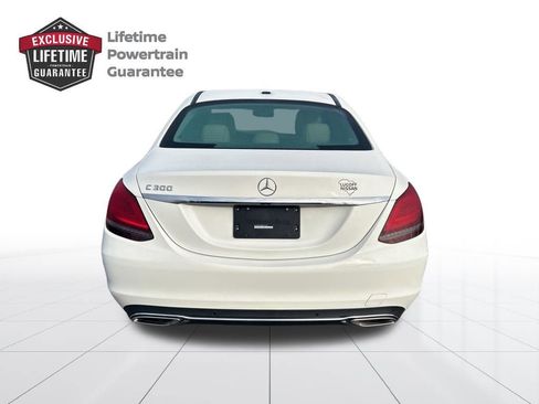 Used 2021 Mercedes-Benz C 300 Sedan image 4