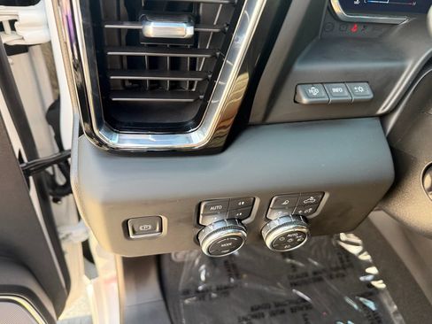 Used 2024 GMC Sierra 1500 Denali Ultimate AWD/4WD image 26