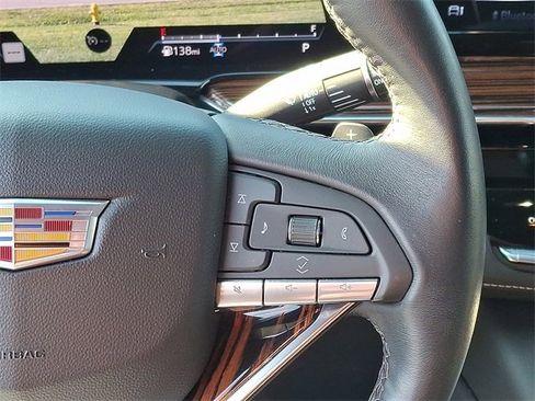 Used 2024 Cadillac Escalade Luxury image 22