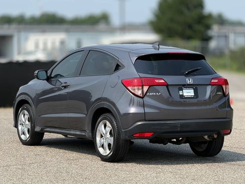 Used 2016 Honda HR-V EX image 10