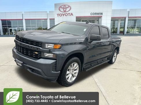 Used 2019 Chevrolet Silverado 1500 Custom w/ Custom Value Package image 4