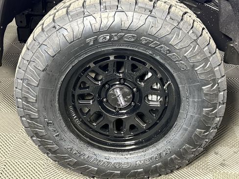 New 2026 Toyota Tundra SR5 AWD/4WD image 9