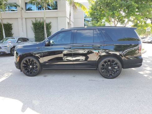 Used 2025 Cadillac Escalade Sport Platinum AWD/4WD image 7