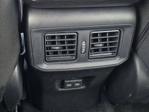 Used 2025 Toyota RAV4 XLE AWD/4WD image 16