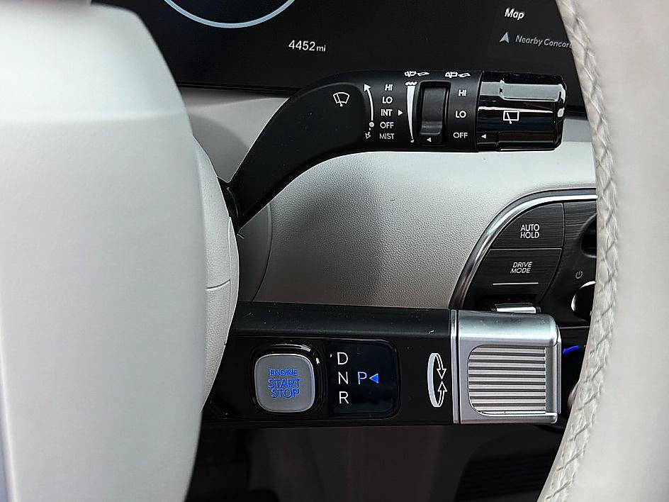 Certified 2026 Hyundai Palisade Limited FWD image 18