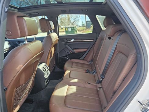 Used 2019 Audi Q5 2.0T Premium Plus w/ Premium Plus Package image 29