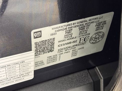 Used 2023 GMC Yukon Denali w/ LPO, Floor Liner Package image 37
