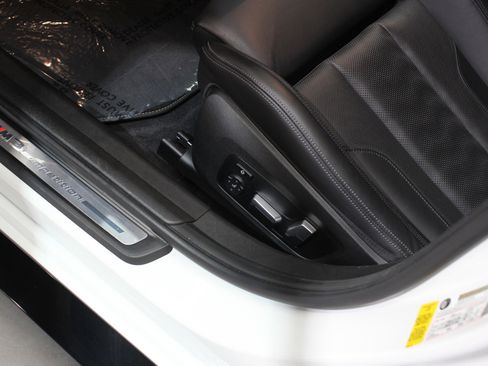 Used 2022 BMW M3 Competition w/ M Carbon Exterior Package image 37