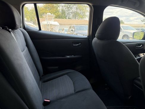 Used 2019 Nissan Leaf S Plus w/ Protection Package FWD image 5