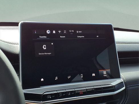 Used 2025 Jeep Compass Latitude w/ Altitude Special Edition image 13