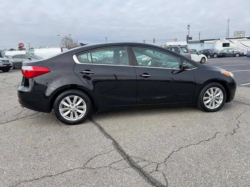 Used 2015 Kia Forte EX FWD image 4