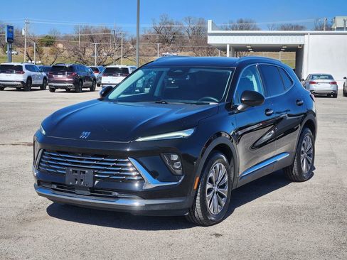 Used 2024 Buick Envision Preferred image 3