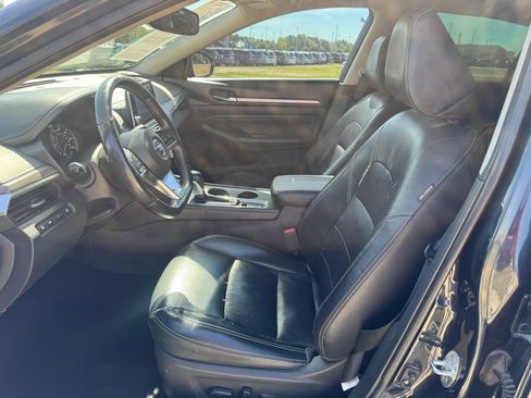 Used 2019 Nissan Altima 2.5 SL FWD image 10