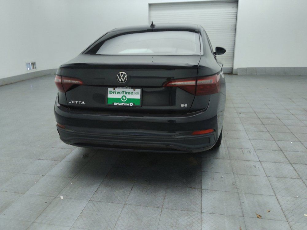 Used 2024 Volkswagen Jetta SE FWD image 7