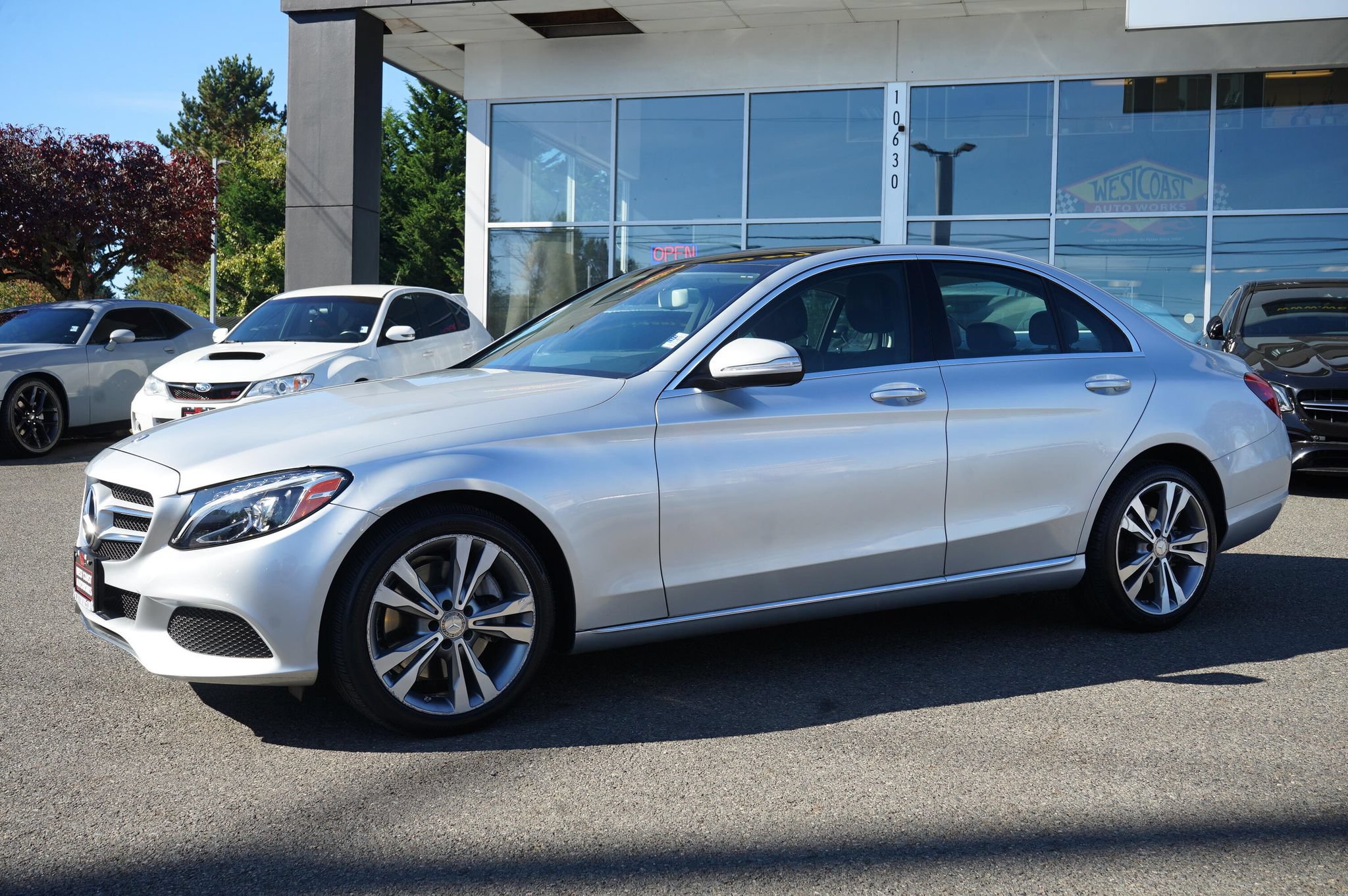 Used 2015 Mercedes-Benz C 300 4MATIC Sedan image 2