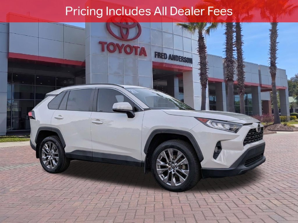 Certified 2021 Toyota RAV4 XLE Premium FWD image 1