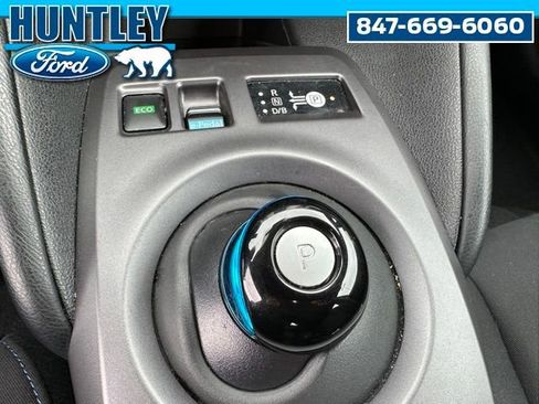 Used 2023 Nissan Leaf S image 18