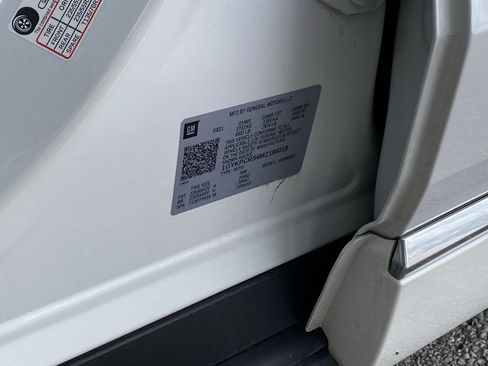 Used 2021 Cadillac XT6 Premium Luxury FWD image 39