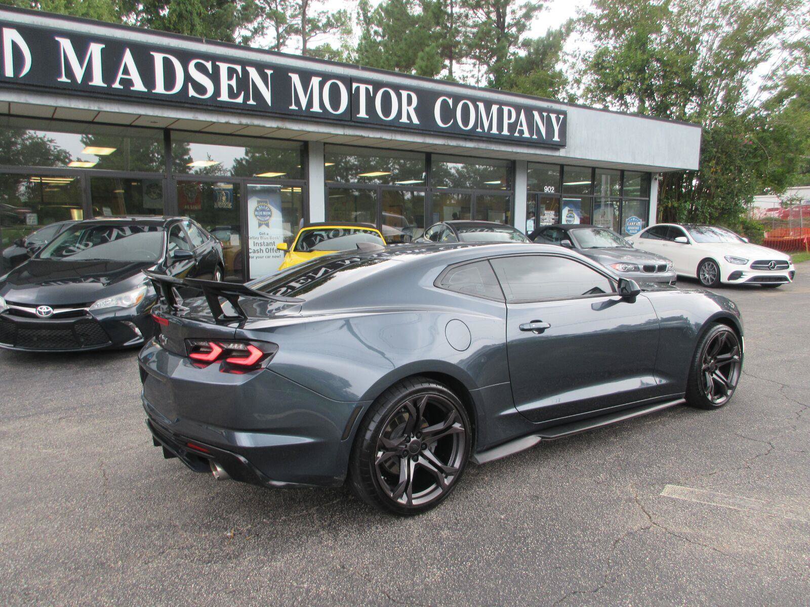 Used 2023 Chevrolet Camaro LS RWD image 5