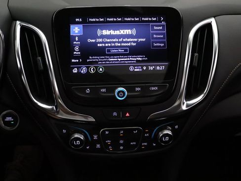 Used 2024 Chevrolet Equinox Premier AWD/4WD image 23