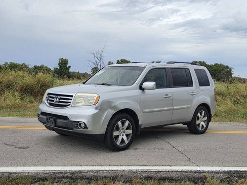 Used 2013 Honda Pilot Touring image 2