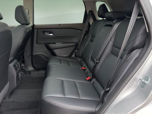 Certified 2023 Nissan Rogue SL w/ SL Premium Package AWD/4WD image 14